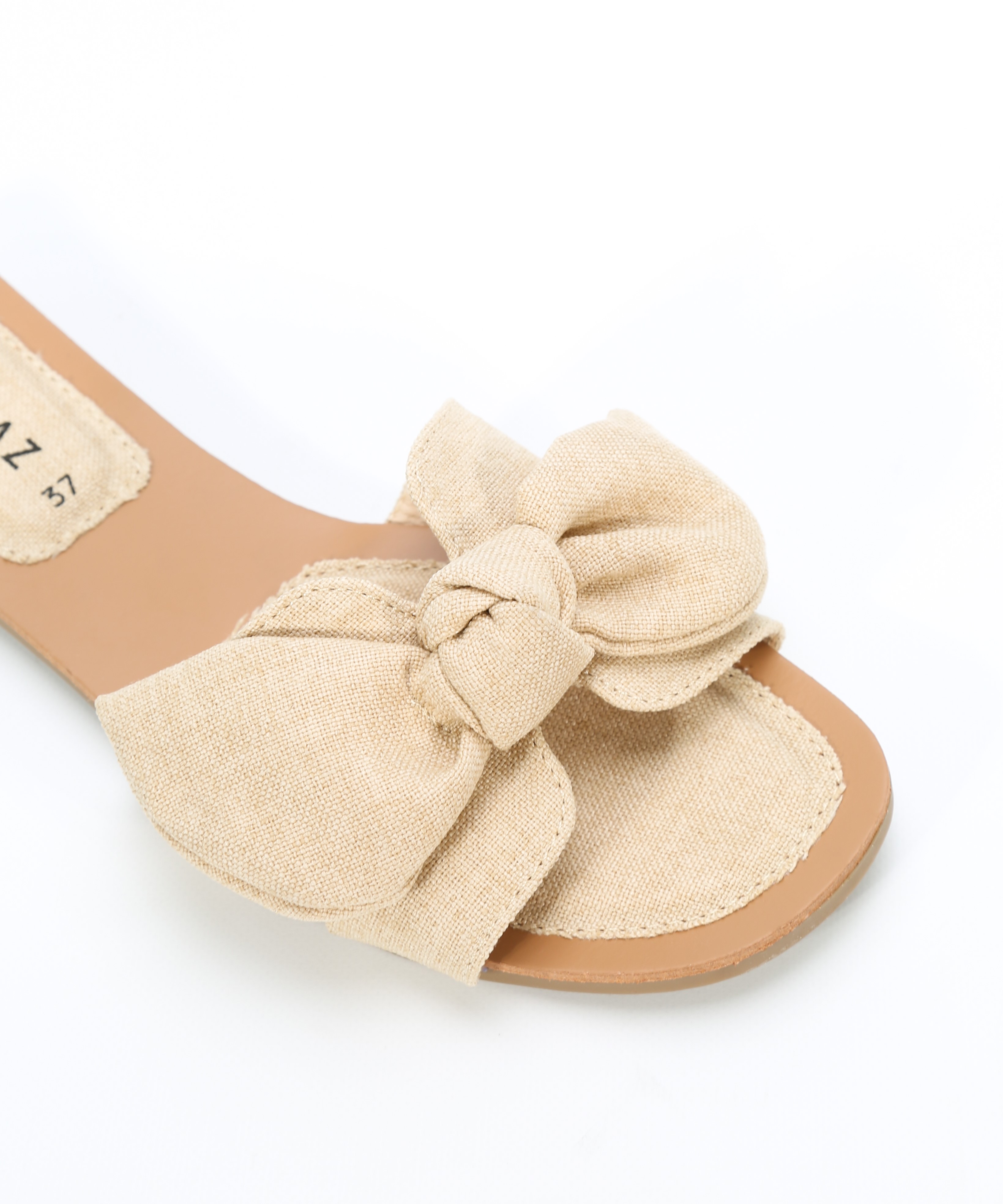 Sandalias planas lazo